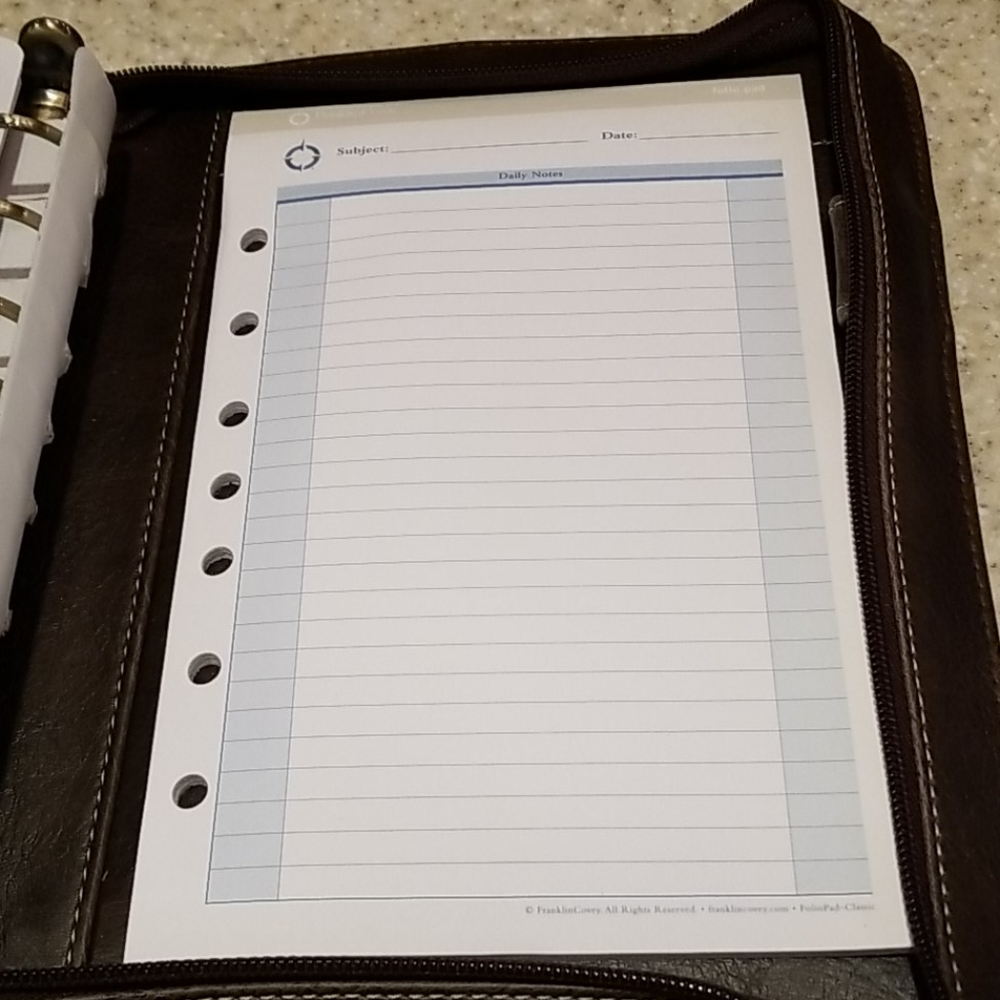 Franklin Covey MasterPlan zipper binder - Picture 7 of 15